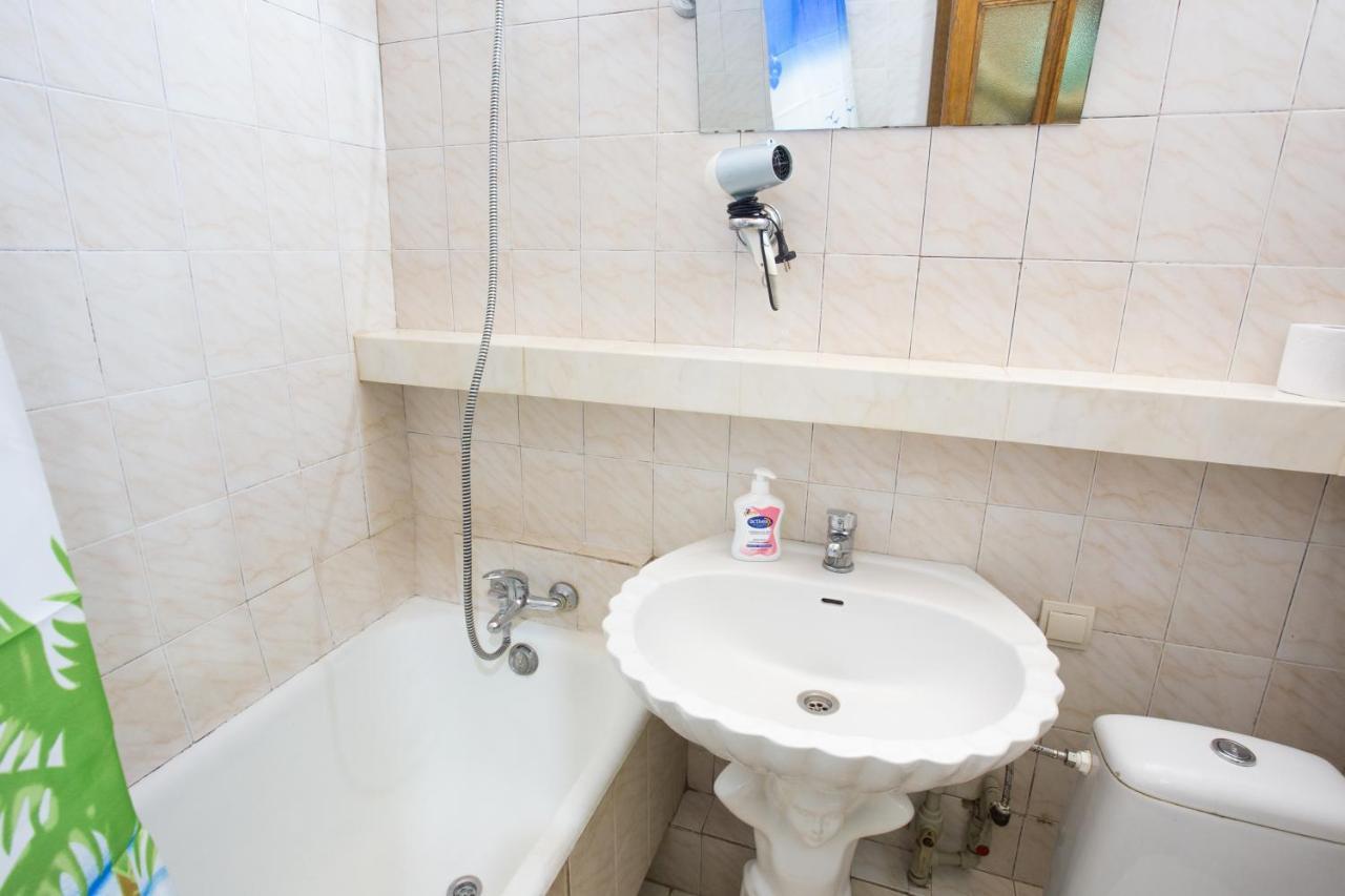 Kosmicheskaya Street Area Apartment Kharkov Ngoại thất bức ảnh